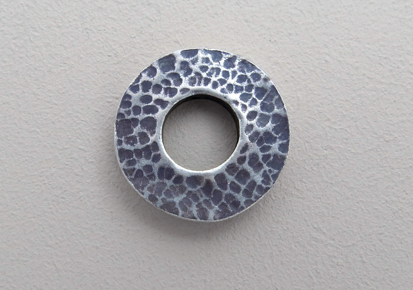 Fine Silver 25mm Hammered Circle Bead Cage
