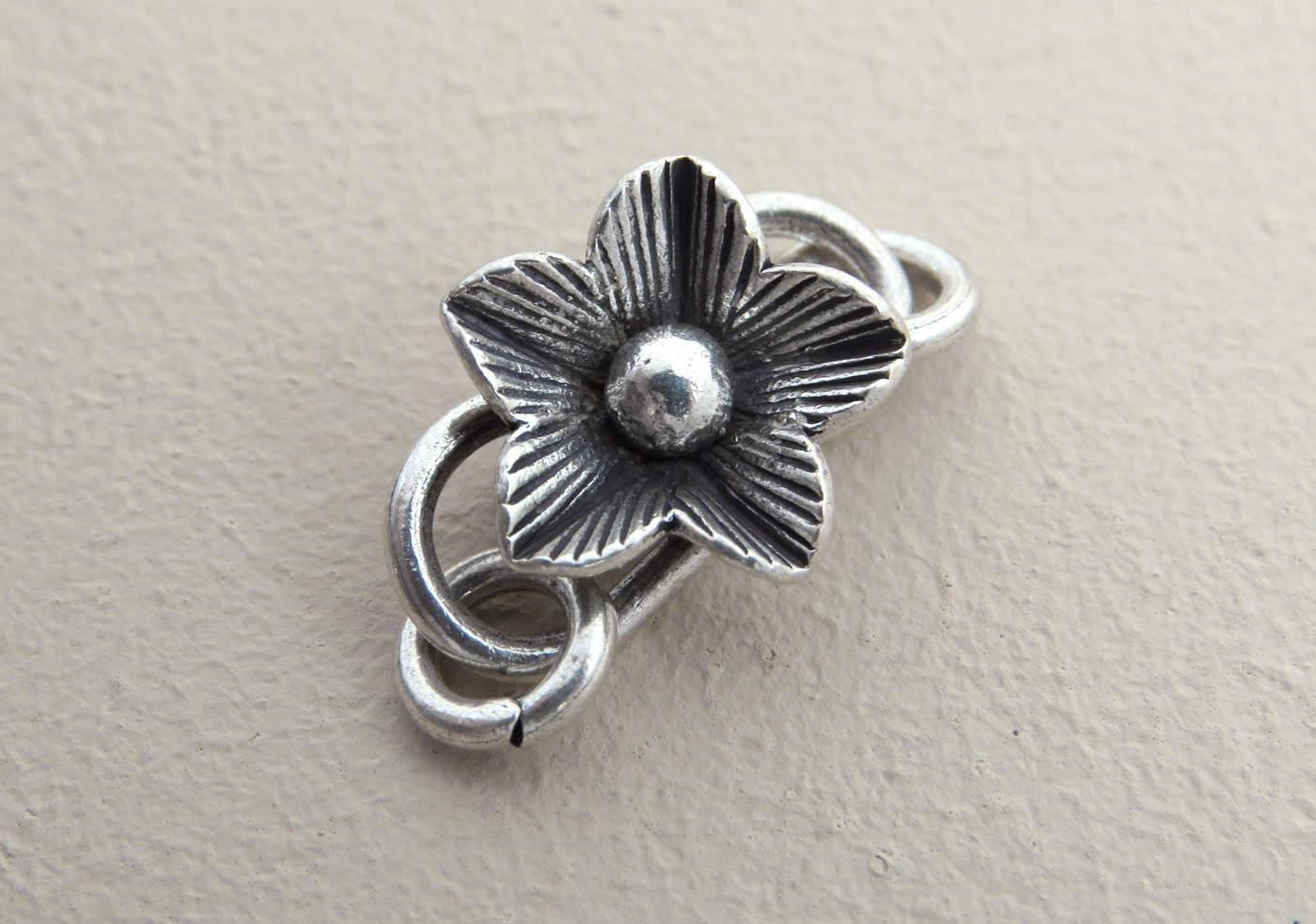 Fine Silver 18mm Starburst Flower Clasp