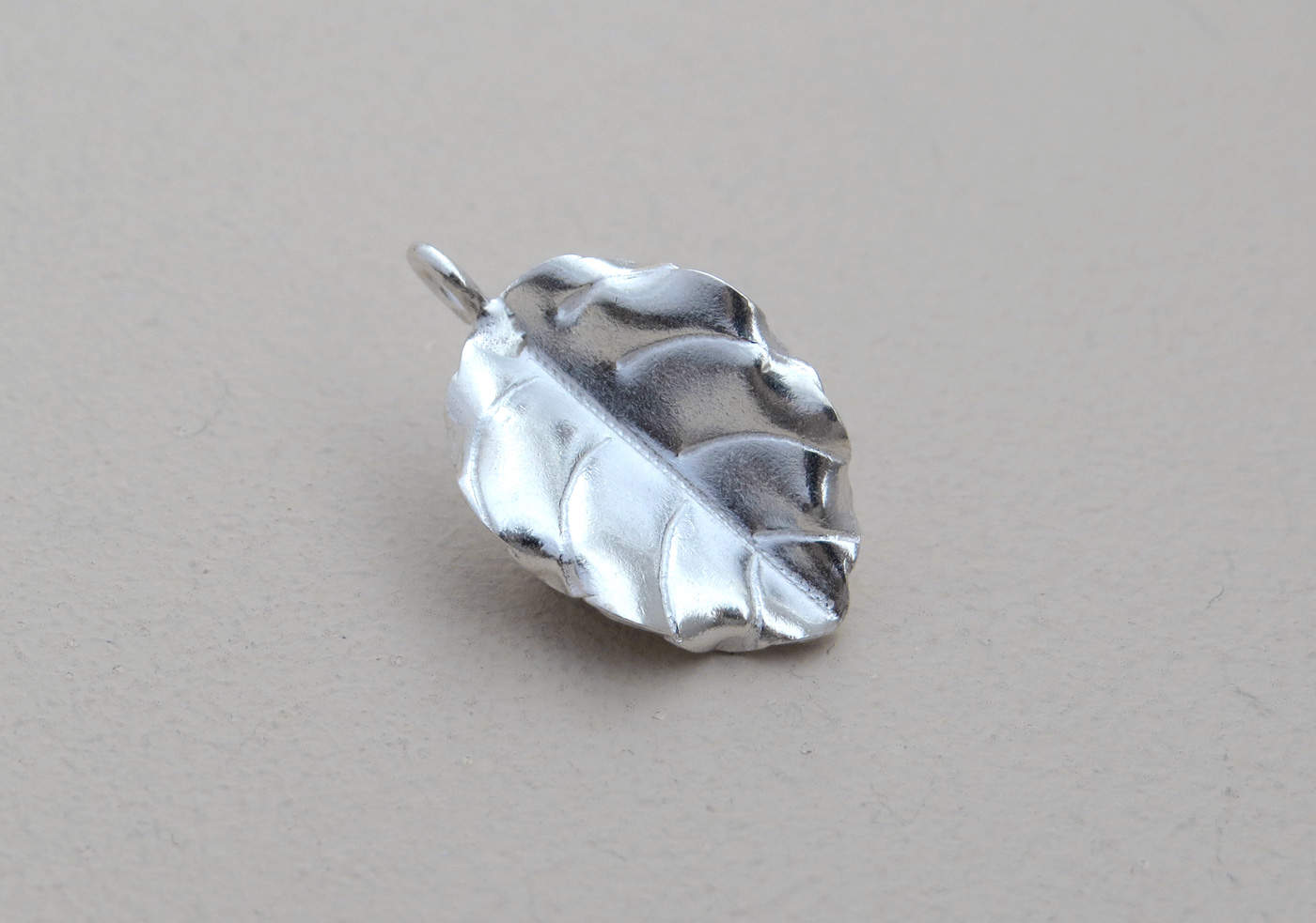Fine Silver 18mm Holy Basil Leaf (Pack of 2)
